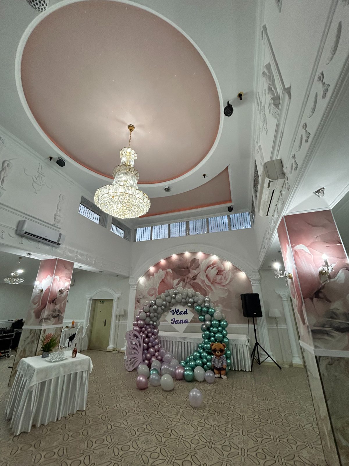 Sala Mare — Etajul 2 — 1