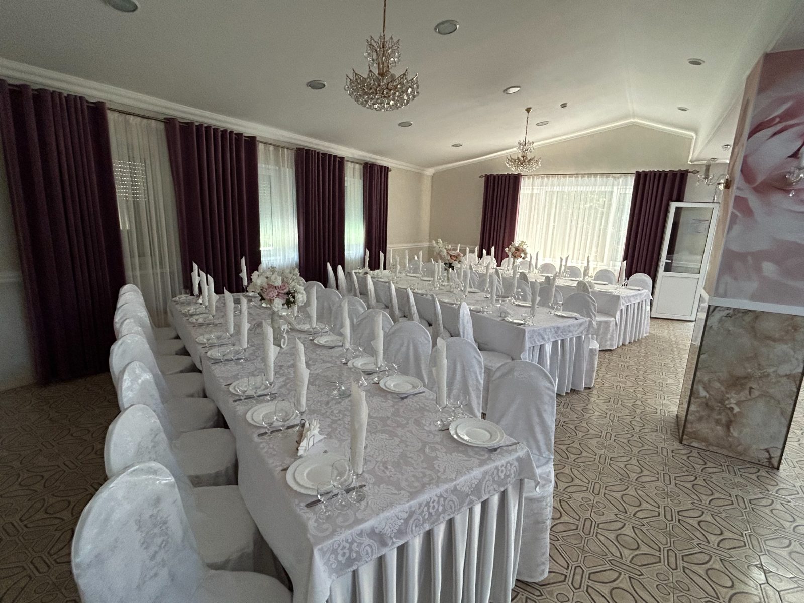 Sala Mare — Etajul 2 — 4